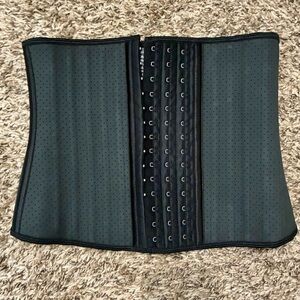 Black Latex Waist Trainer